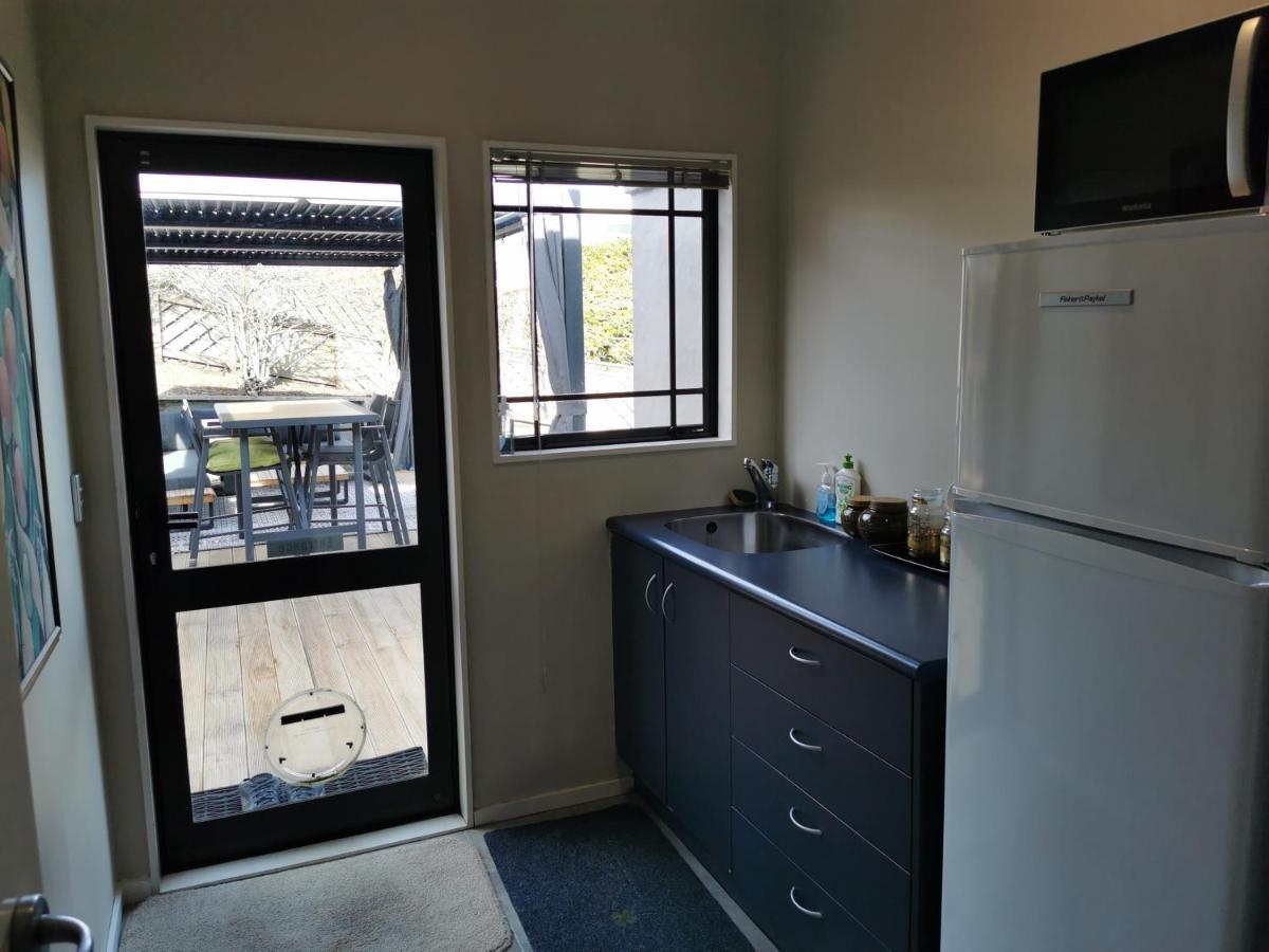 Lake Taupo Holiday Home Екстер'єр фото